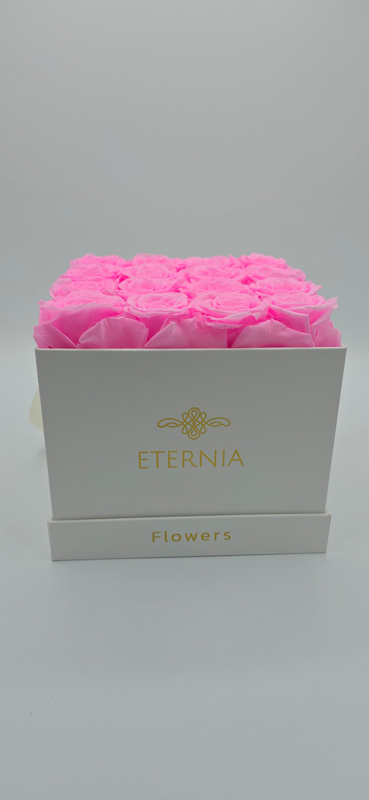 Boite carrée classique | 16 roses éternelles roses