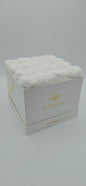 Boite carrée classique  |  16 roses éternelles blanches